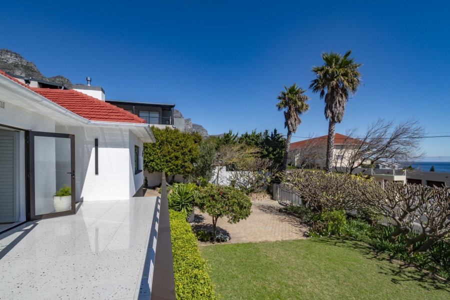 3 Bedroom Property for Sale in Camps Bay Western Cape